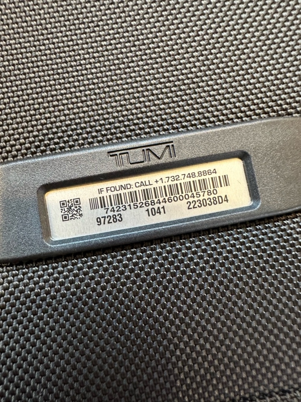Tumi Black Rolling Business Carry-On with Front Organizer - Picture 9 of 14